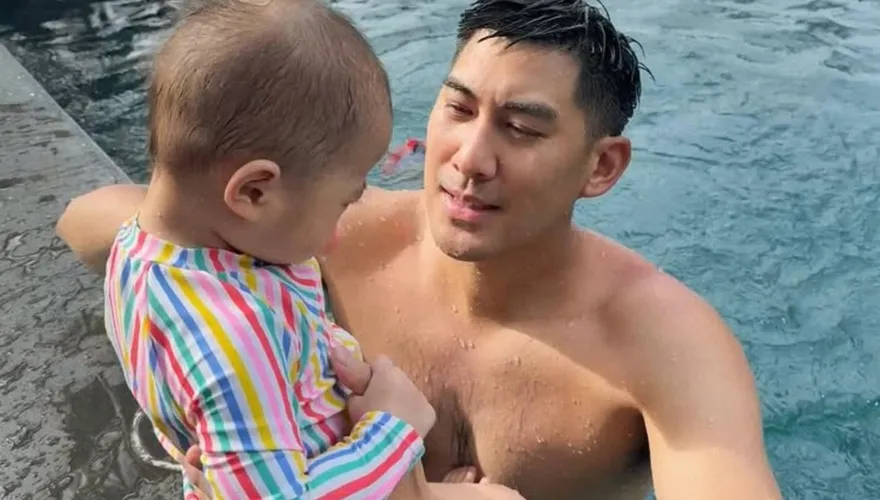 1歲愛女「眼睛上吊」癱軟發紫！毛加恩抱她狂奔求救　親吐恐懼心聲