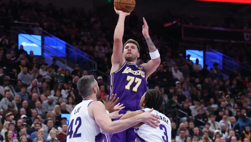 NBA/東契奇45分大三元領軍！湖人逆轉爵士奪2連勝