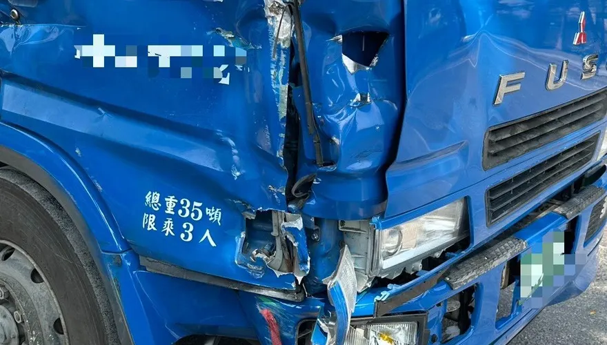國1九如段驚險車禍！　聯結車未保持安全距離急閃釀擦撞