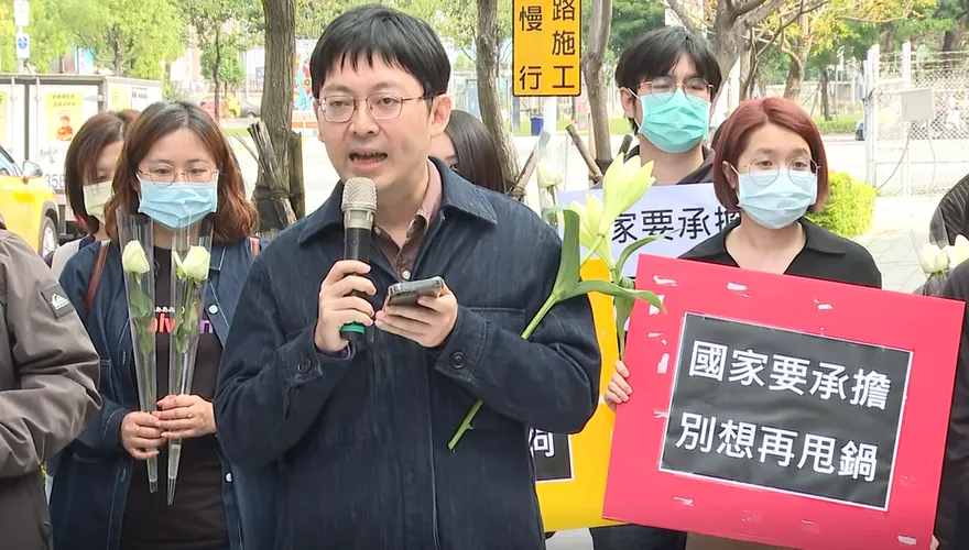 剴剴離世2年！社工赴衛福部怒吼「別讓第一線成代罪羔羊」