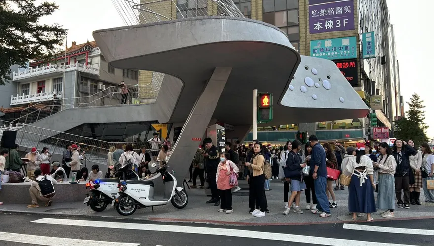 北捷中山站驚傳有人持刀　大批警、消趕抵搜尋無異狀