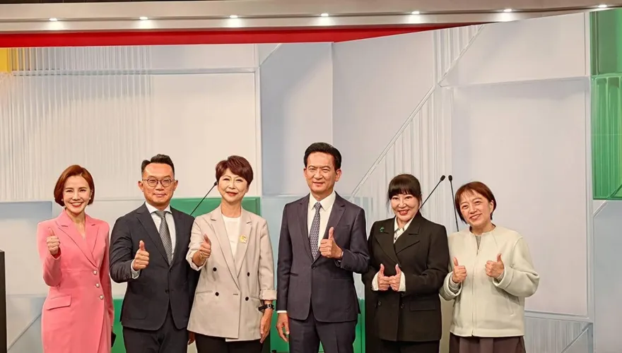 講優點變互酸？林俊憲稱選市長不是排隊　陳亭妃羨慕他資源多