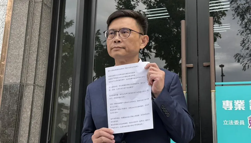 賴瑞隆兒霸凌爭議再現驚人逆轉！女童家長友人嘆：感覺被出賣