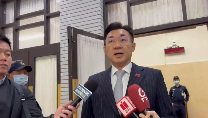 傳辦公室主任疑濫用「首長專車」 江啟臣：若有，再犯就處分