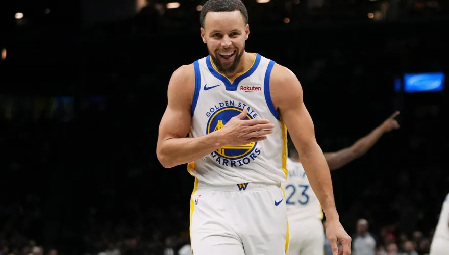 NBA/柯瑞生涯總得分超越狼王！勇士作客斬斷籃網3連勝