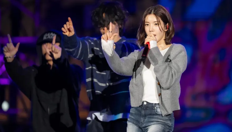 水彈女王現身高雄！權恩妃KWON EUNBI跨年彩排　掀粉絲尖叫
