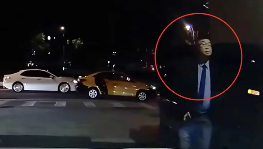 影/邱毅座車北市逆向違規遭網友拍下　警：依法舉發