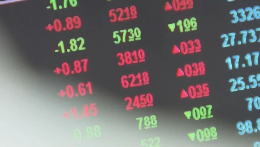 大陸A股3大指數收跌！尾盤跌勢加劇　滬指跌幅3.05％