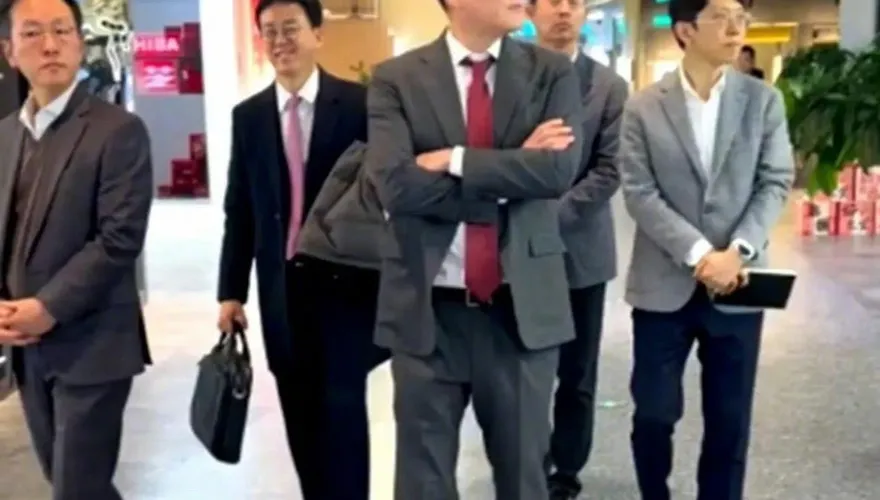 李在鎔是Labubu狂粉？傳在陸掃貨百隻　三星打臉：什麼都沒買