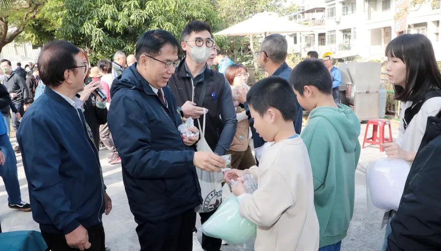 台南不認跟進免費營養午餐政策「髮夾彎」！還酸了台北這一句