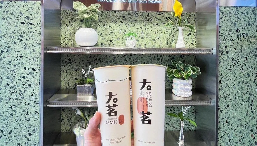 超噁！手搖飲疑喝到「蟑螂卵」　台中大茗緊急停業清潔消毒