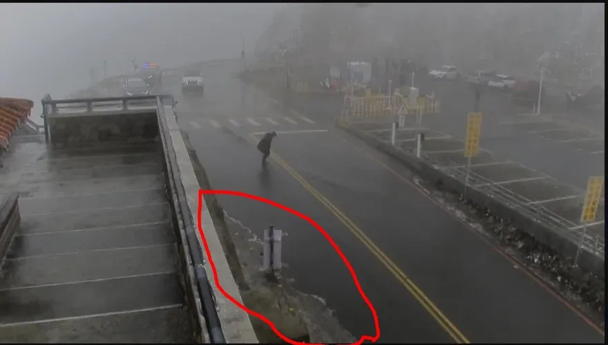 合歡山道路恐結冰！台14甲線17時起封路　武嶺至松雪樓禁行