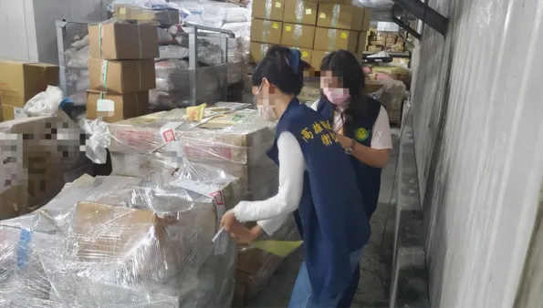 超扯！倉庫藏「過期8年」雞排　高雄業者遭重罰30萬