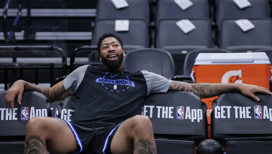 NBA/獨行俠鬆口氣！戴維斯不用開刀了　至少缺陣6周