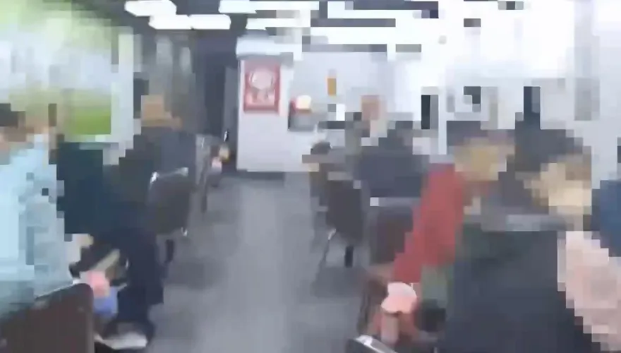 影/萬華警一日連破2職業賭場　2棋牌社聚賭共逮57人