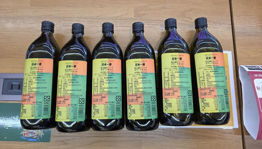 低價粕油冒充「頂級橄欖油」　食藥署：下架送辦