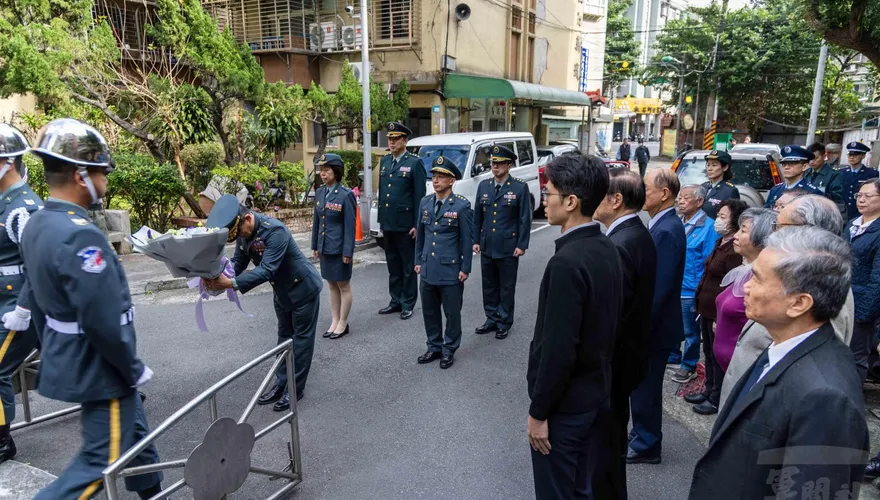 一江山戰役71週年緬懷殉難將士　陸軍政戰主任獻花悼祭