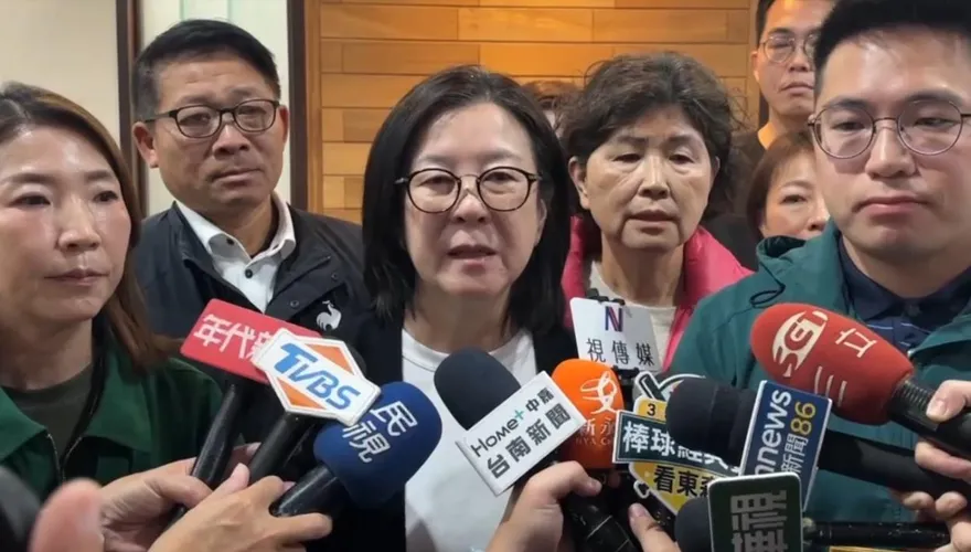 陳亭妃拜會議會尋求和解破局　拒簽切割郭信良聲明遭批遺憾