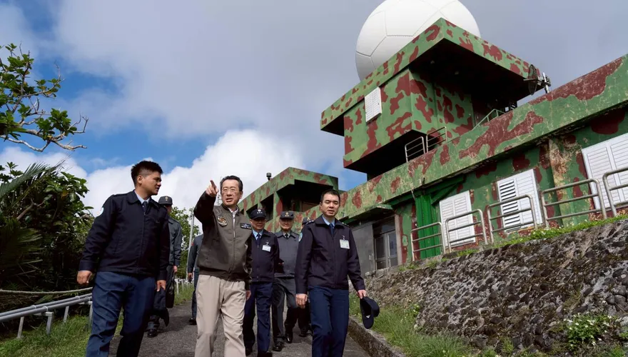 解放軍侵擾日增　顧立雄農曆春節前慰勞東部偏遠駐軍