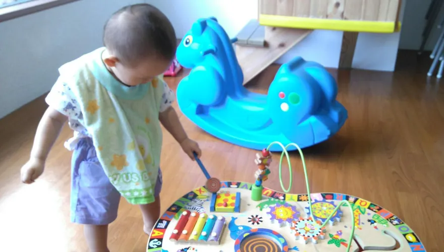 陪孩子玩遊戲學問大！0-6歲「家庭互動」是發展關鍵
