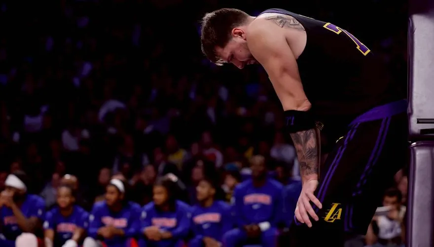 NBA/差點大逆轉！湖人末節反撲差一步　「洛城內戰」不敵快艇