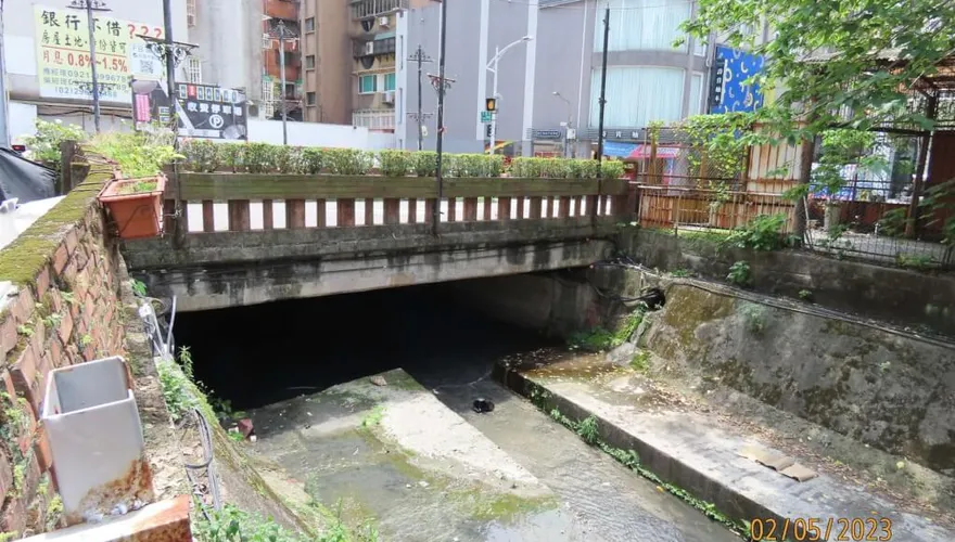 「信義路八號橋」都更消失了　網憶「小河道」Google街景憑弔