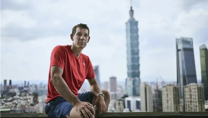 影/霍諾德徒手爬101全程直播　最佳觀賞點、交通管制曝