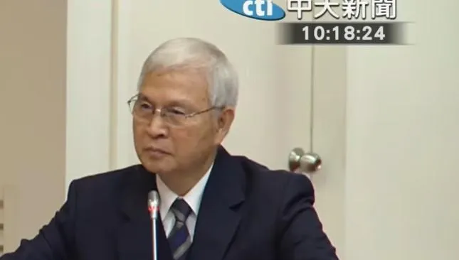 台積電3兆存款驚傳被銀行「調頭寸」？楊金龍證實：很納悶