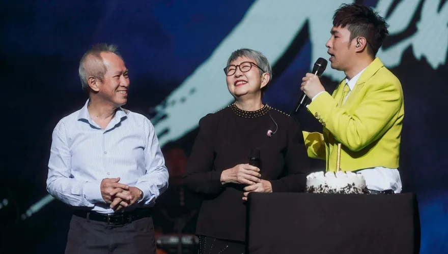 71歲父急性腦出血驟逝！《星光》男星陳威全悲慟證實　吐心中最大遺憾