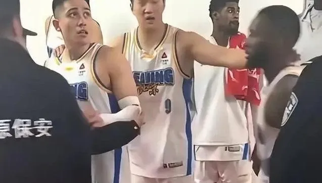 陳盈駿生氣了　和隊友走回休息室遭吐口水