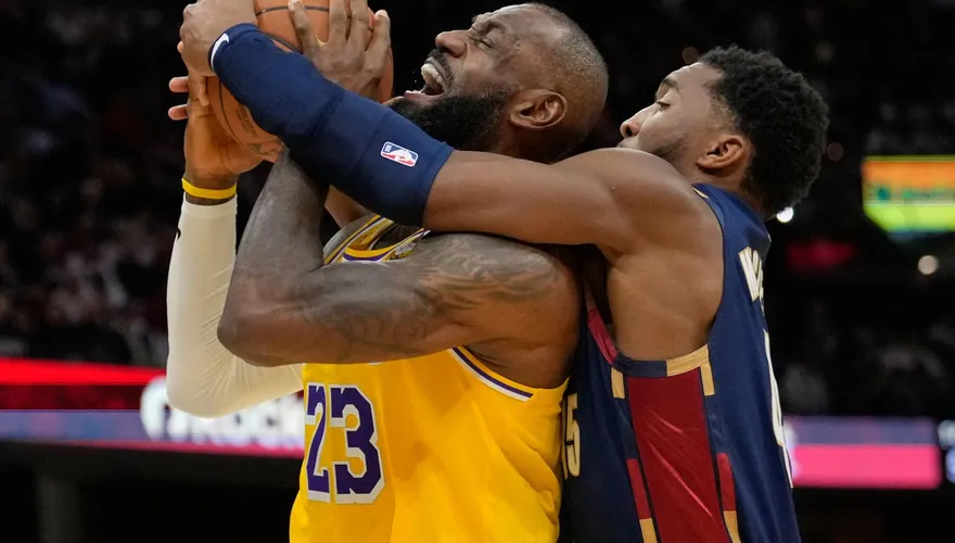 NBA/賽後狂言遭指對詹皇不敬！騎士小將急道歉　詹姆斯回應了