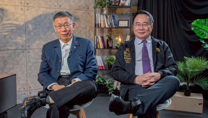 同框曬電子腳鐐！柯文哲嘆司法淪政治打手　蔡正元：就要讓你社死