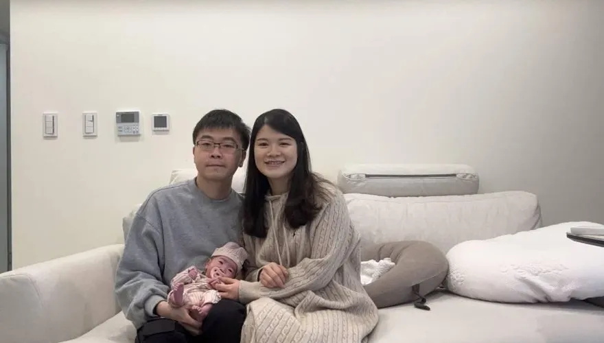 員警吳念庭出手　見孕婦臨盆「國道領路」讓她及時趕抵醫院