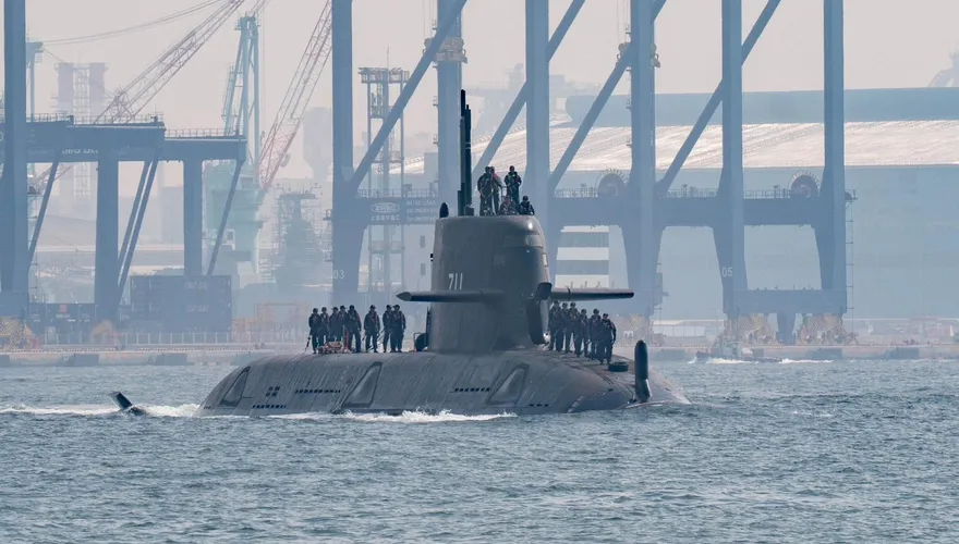 海鯤艦潛航測試下潛達「幾十公尺」　台船喊拚6月底前交艦