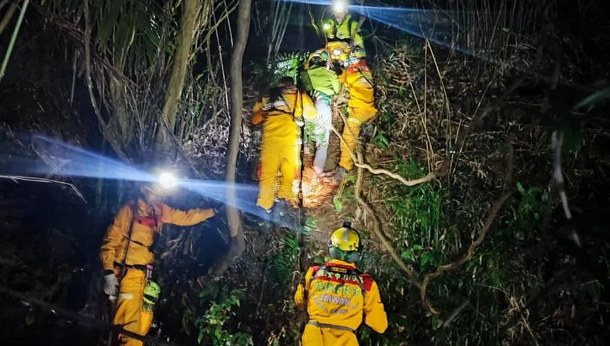 影/7旬婦登劉銘傳路隧道迷路　基隆出動44人2小時成功救援