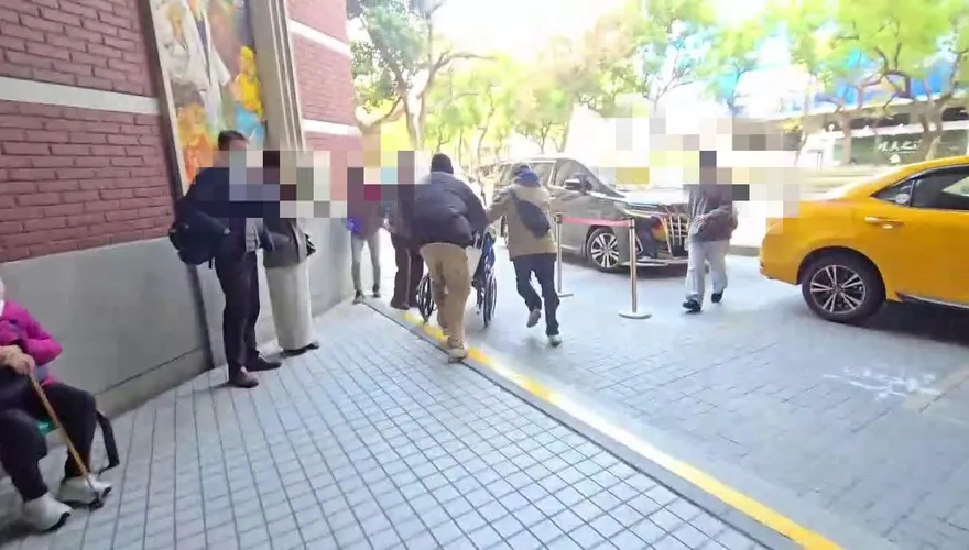 身家8億百歲人瑞閃婚68歲看護　律師痛批結婚證人「沒良心」