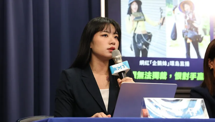 沈伯洋玻璃心碎？暴怒抹紅楊智伃參選「配合中共」 網傻眼：到底有多怕