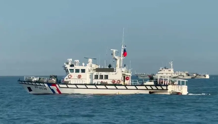 影/春節快到了！大陸4艘海警船連2天侵擾金門　海巡併航阻隔