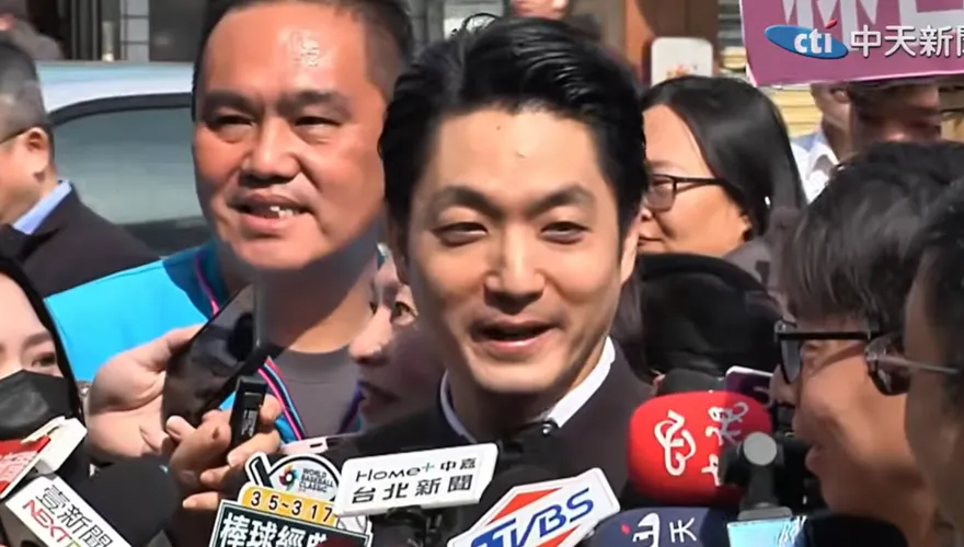 李四川要拚新北市長了！蔣萬安歡送曲目曝光：過年順便練歌