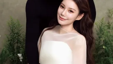 情人節放閃！馬筱梅孕婦寫真甜炸　汪小菲環抱妻寵溺眼神