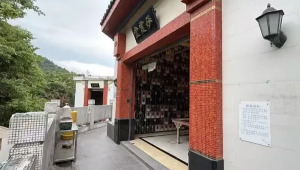 一代武打巨星骨灰被盜！遺孀拒付2.4億贖金　港警宣布重大進展