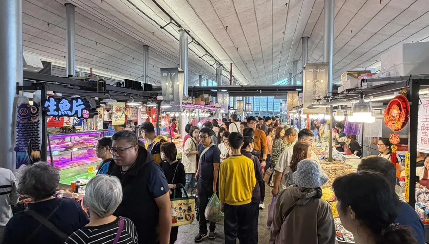 高虹安大推！竹風漁市盛大開幕　加倍券天天領、代客料理必吃