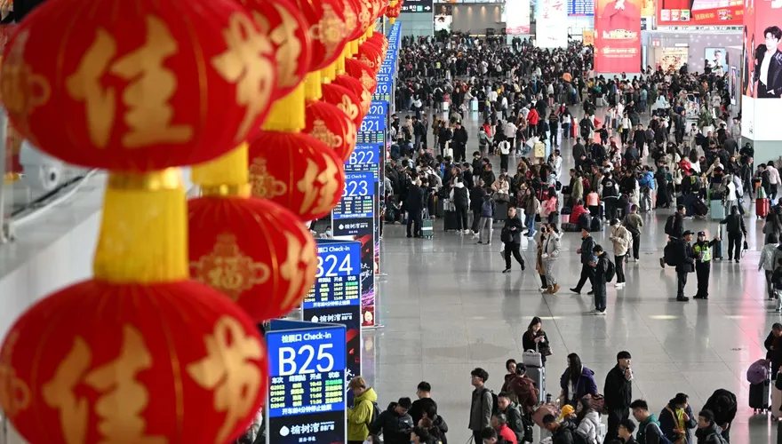 「反向過年」正夯！陸春運新趨勢　父母奔赴子女城市團圓