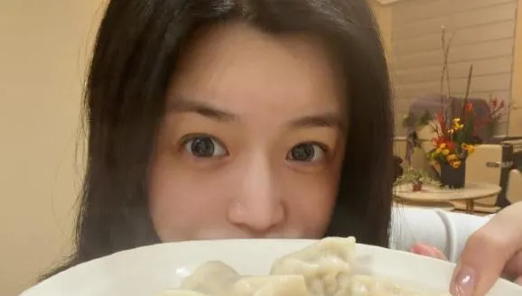 離婚陳曉1年！陳妍希返台過年曬素顏照曝近況　42歲狀態超凍齡