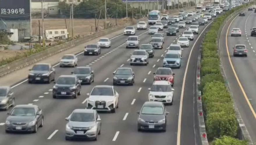 公路局預估228連假車潮　2/27南下、3/1北上最塞