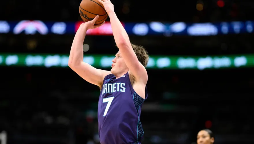 NBA/黃蜂菜鳥刷新三分球最速紀錄！轟21分大勝公牛