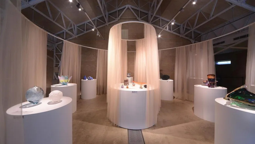 獲設計界奧斯卡肯定！2024新竹市玻璃藝術節、美術館百年特展　榮獲德國「iF設計獎」