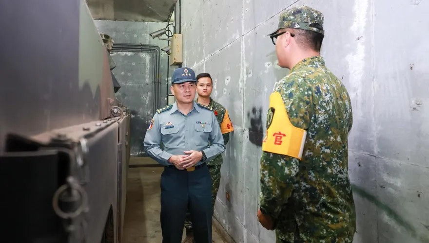 最後一批M1A2T抵台倒數　陸軍司令無預警視導換裝部隊
