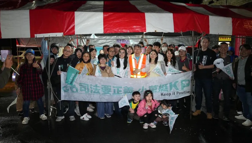 柯文哲戴電子腳鐐拚最艱難一日北高　今3時46分陳佩琪在高雄相迎