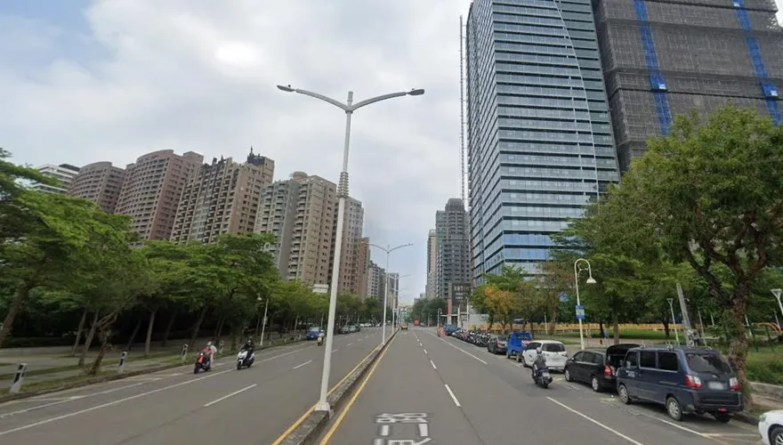 高美館豪宅區爆噩耗！男子重創陳屍人行道